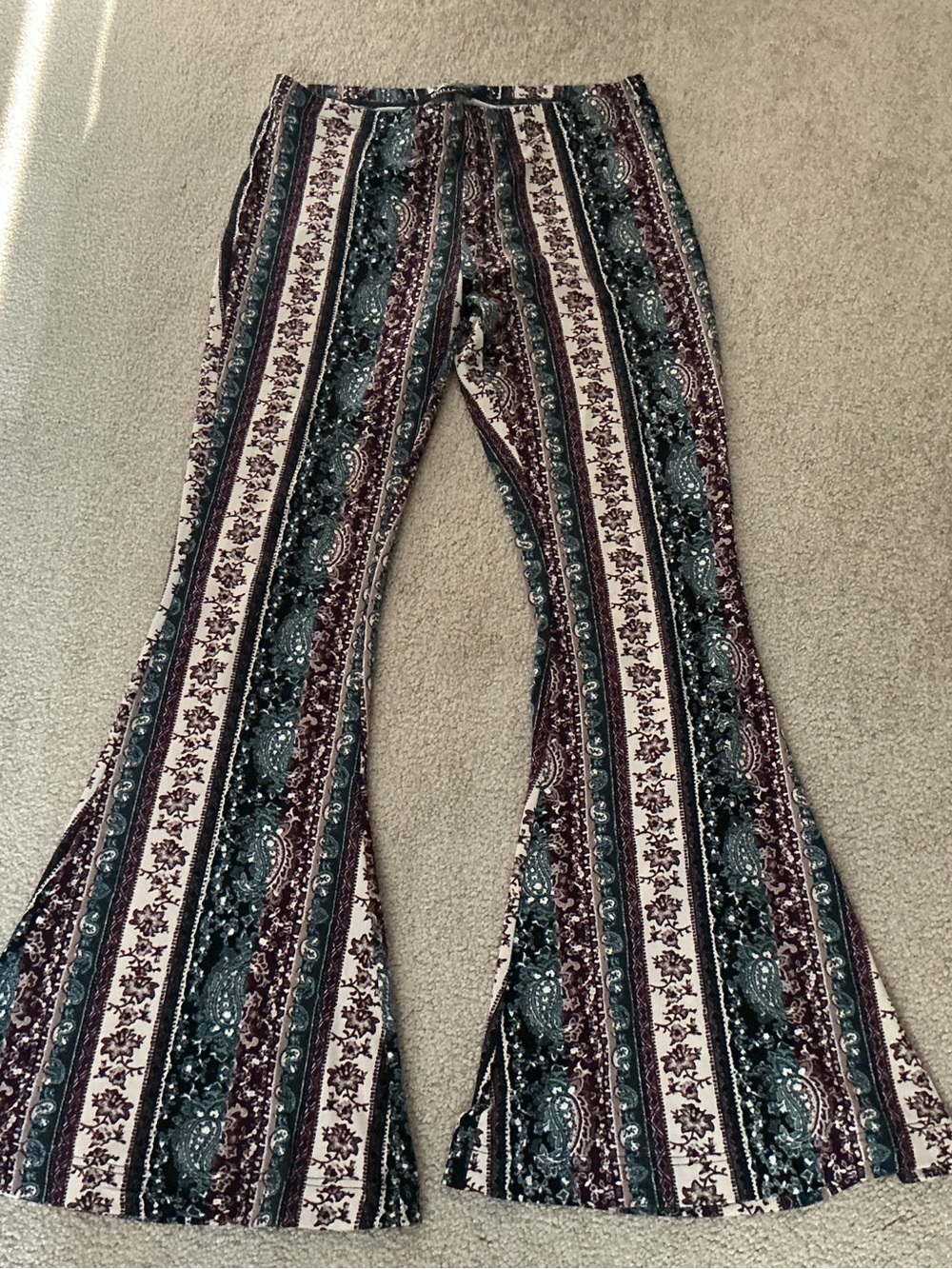 PRINTED PAISLEY RETRO BELL BOTTOMS- SZ L